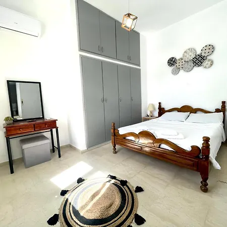 別荘 Philoxenia Traditional House *